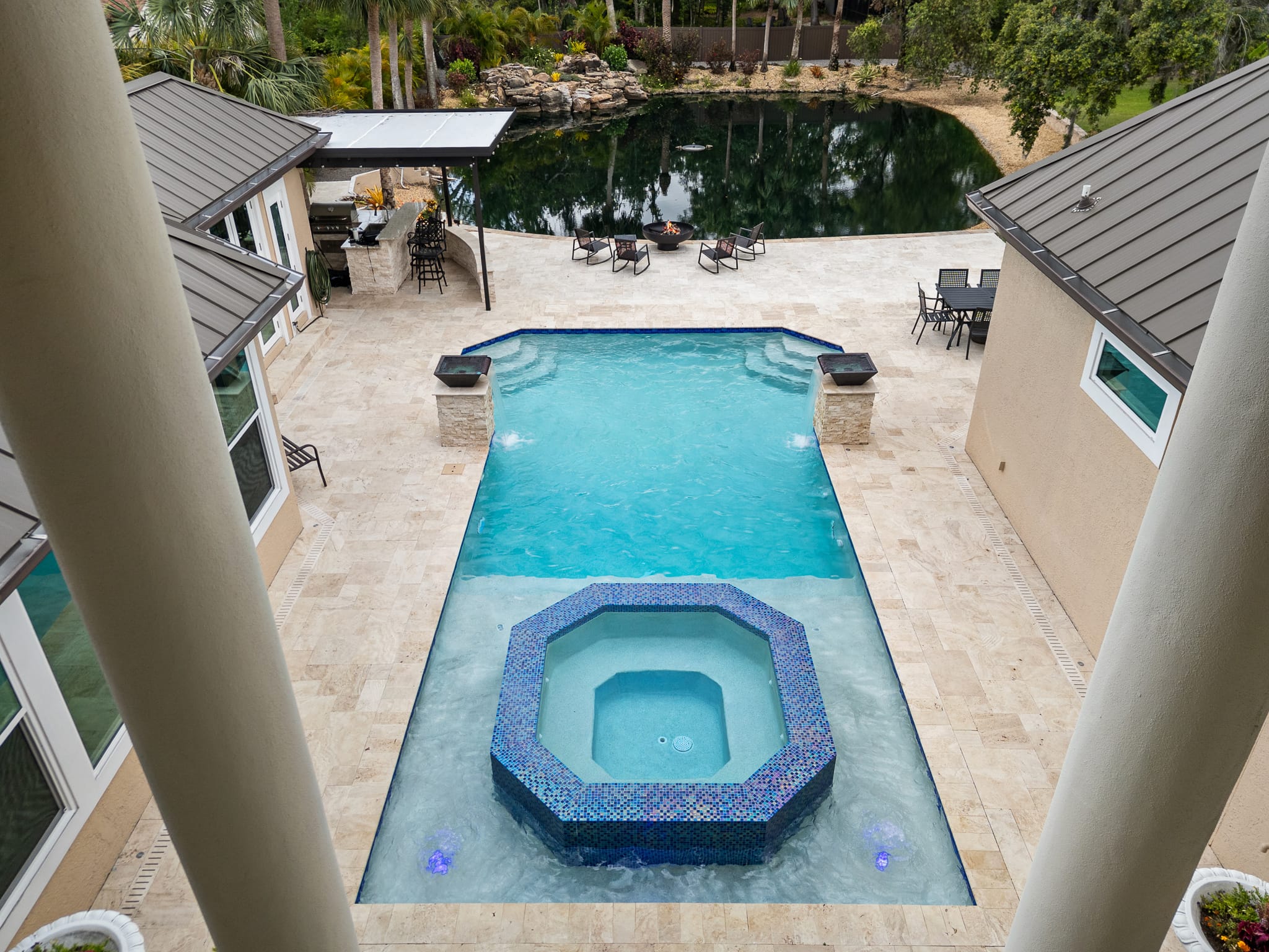 Custom swimming pool built by Pool Perfection