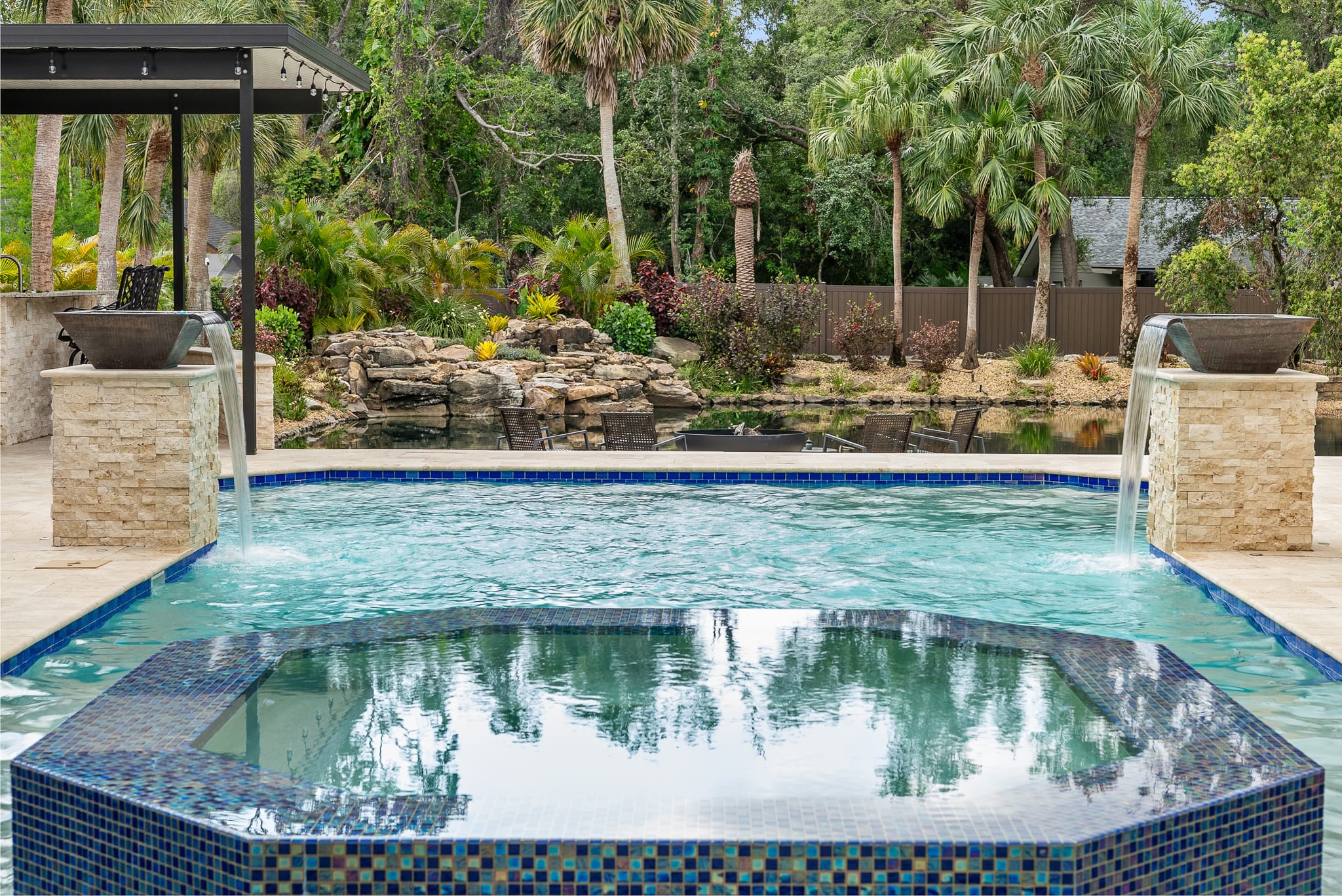 Custom swimming pool built by Pool Perfection