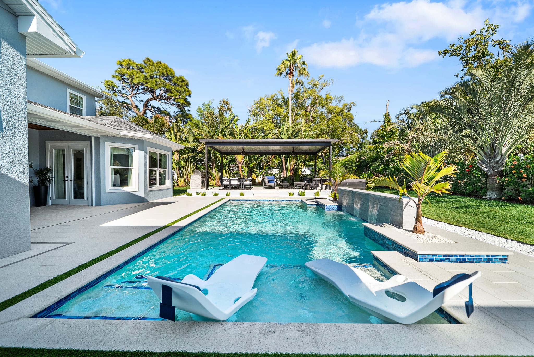 Custom swimming pool built by Pool Perfection