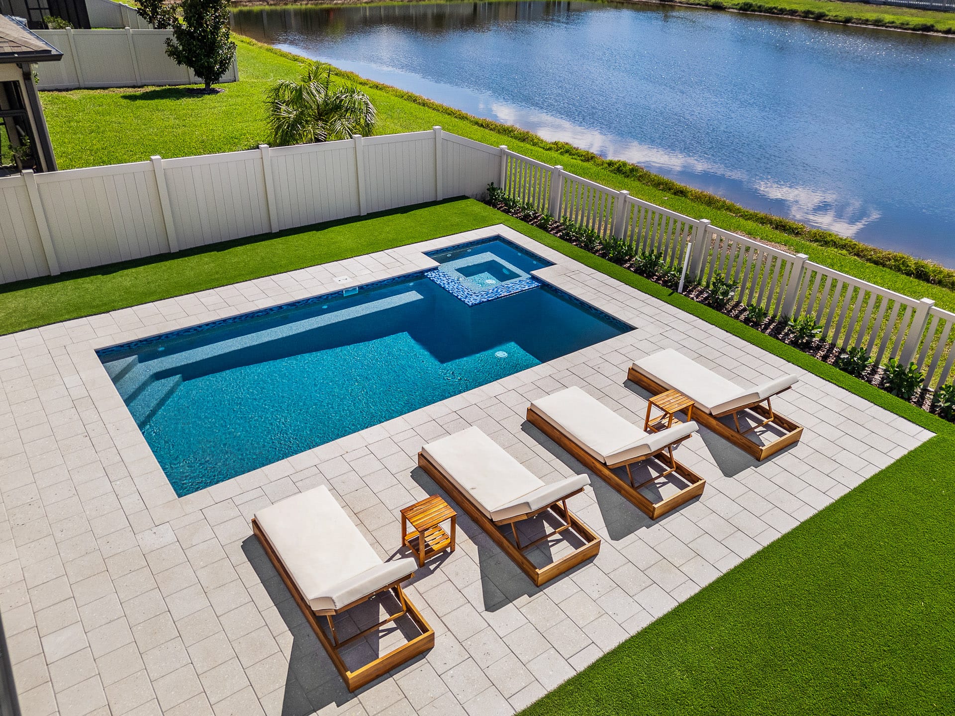 Custom swimming pool built by Pool Perfection