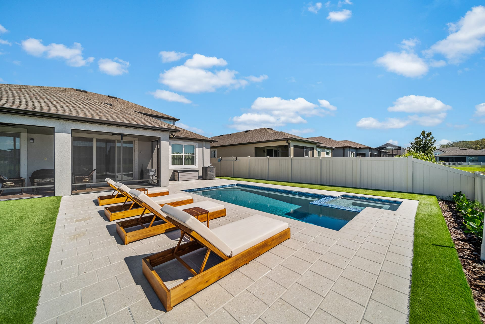 Custom swimming pool built by Pool Perfection