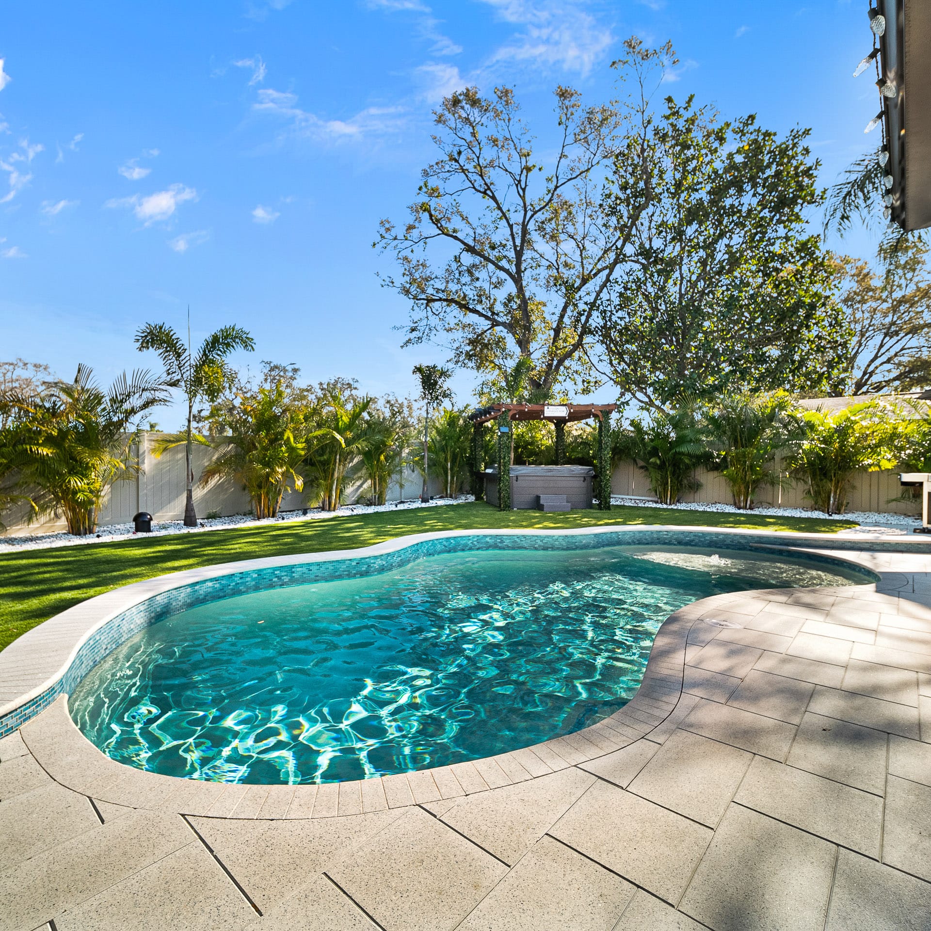 Custom swimming pool built by Pool Perfection