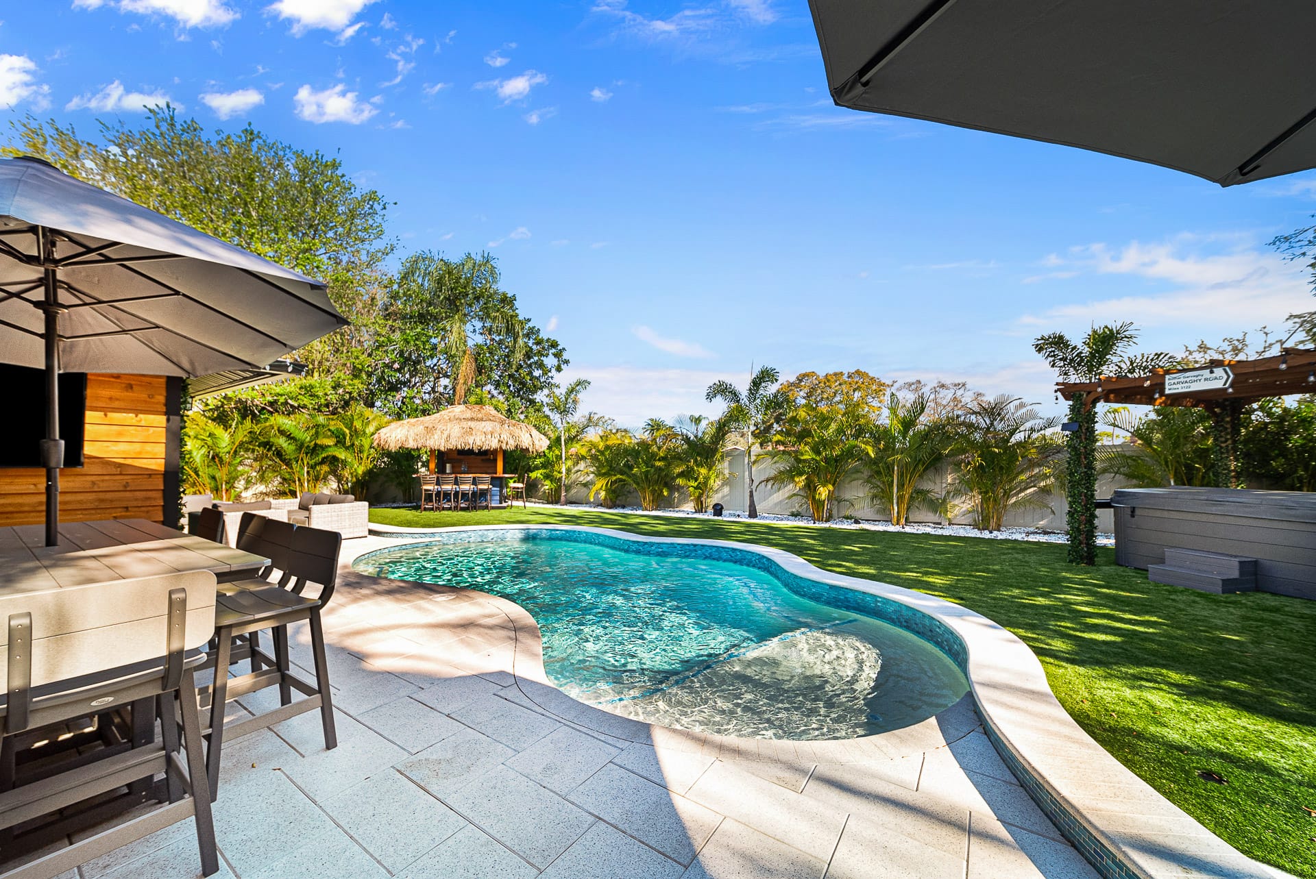 Custom swimming pool built by Pool Perfection
