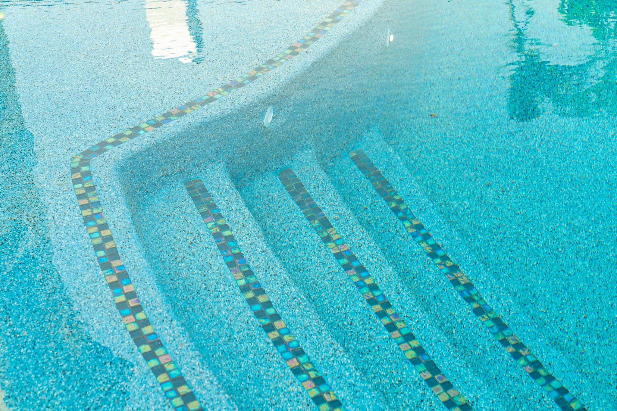 Custom swimming pool built by Pool Perfection