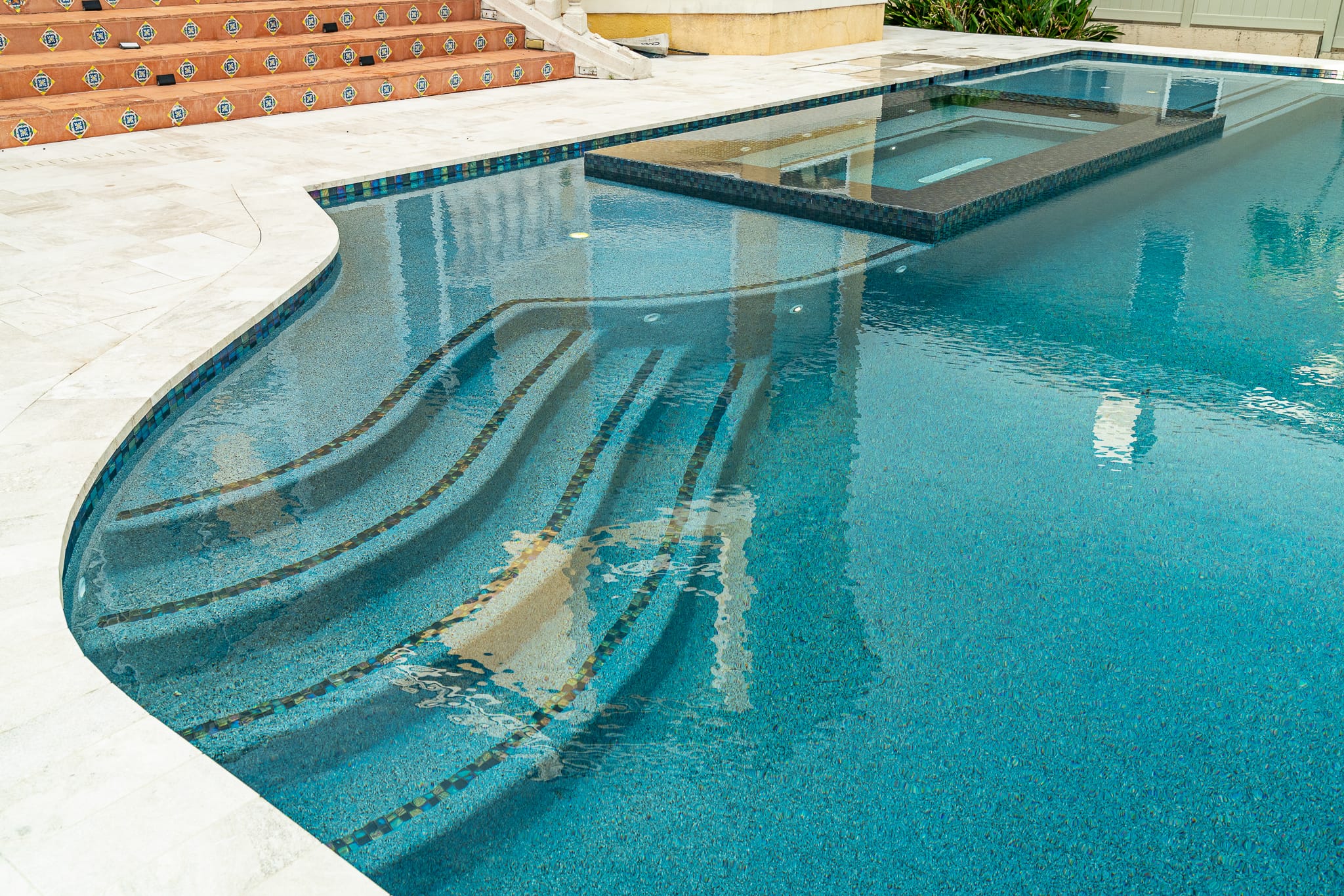 Custom swimming pool built by Pool Perfection